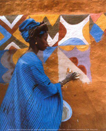 mujer pintando
